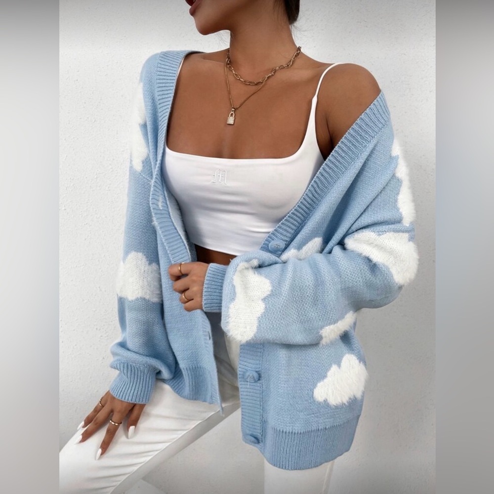 NWOT Cloud Print Knit Oversized Cardigan - Picture 5 of 6